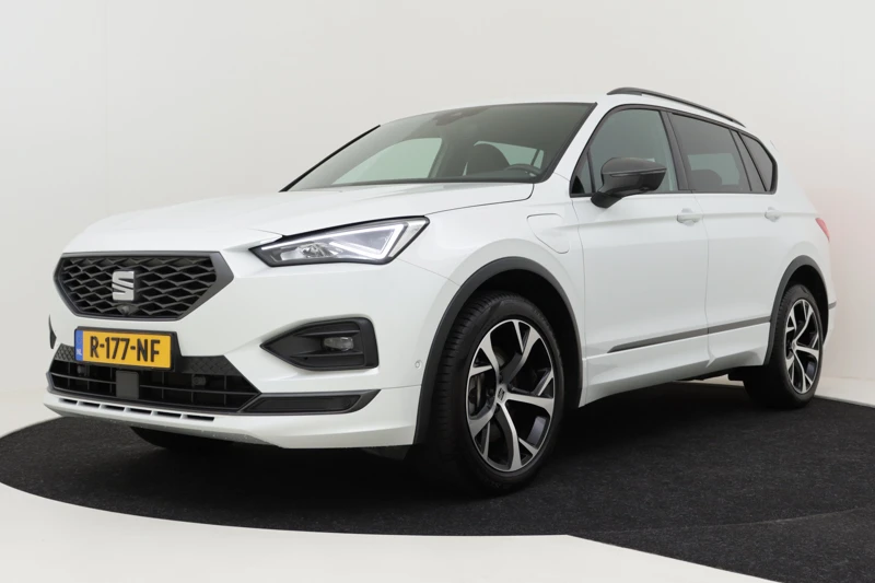 SEAT Tarraco 1.4 TSI 245PK e-Hybrid PHEV FR DSG/AUT | Adaptief cruise control | Trekhaak | 360 Camera | Led koplampen | Navigatie | Safe & Dr