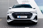 Audi e-tron 50 quattro S edition 71 kWh 313PK | 12% bijtelling | Assistentiepakket Tour | Nachtzichtcamera | Head-up display | Camera A | El