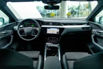 Audi e-tron 50 quattro S edition 71 kWh 313PK | 12% bijtelling | Assistentiepakket Tour | Nachtzichtcamera | Head-up display | Camera A | El
