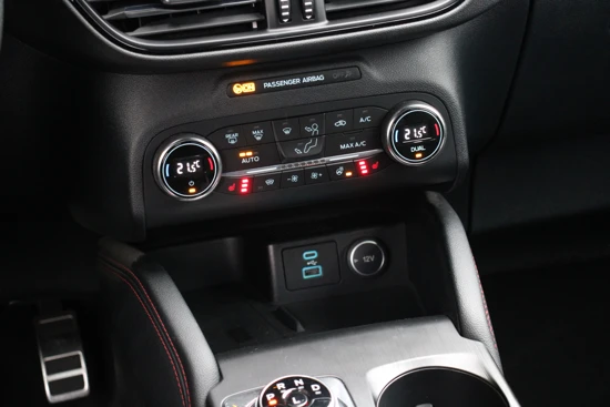 Ford Kuga 2.5 PHEV 225pk ST-Line X | Head Up display | Winterpack | B&O Audio