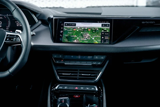 Audi RS e-tron GT 93 kWh 598PK | Carbon | Keramisch | RS Design Pakket | Assistentie Pakket Plus | Head-Up Display | Matrix LED Laser | Sportstoel