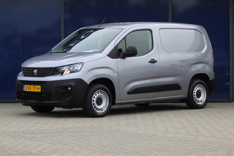 Peugeot Partner 1.5 BlueHDI 100 PK Asphalt | NAV | Airco | Cruise C. | Dode hoek det. | DAB+ | Park Assist V&A | Zijschuifdeur | Metallic Lak