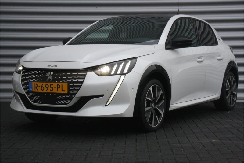 Peugeot e-208 EV 136PK GT