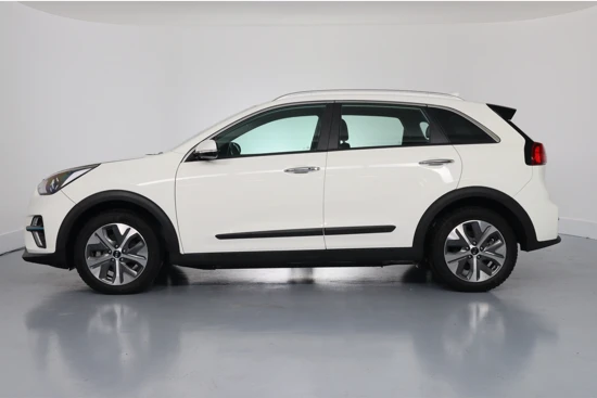 Kia e-Niro DynamicLine 64kWh | Trekhaak | Navigatie | Keyless | Camera | Stoel/Stuur Verwarming | Half Leder | volledig onderhouden