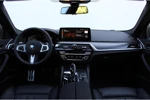 BMW 5 Serie Touring 520i M-sport High Executive Automaat