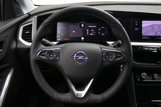 Opel Grandland 1.2 130Pk Turbo GS Line | Navigatie | Leder/Alcantara | Camera | AGR Stoelen met Stoelverwarming |
