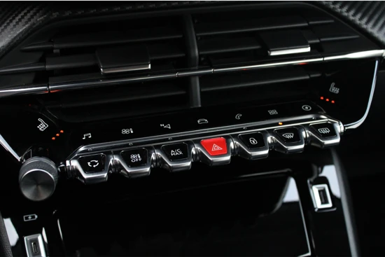 Peugeot e-2008 SUV EV Allure 50 kWh.
