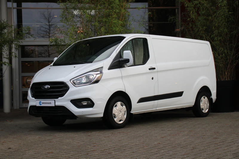 Ford Transit Custom 300 2.0 TDCI L2H1 Trend | Trekhaak | Parkeersensoren | Cruise Control | DAB