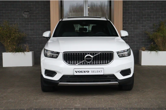 Volvo XC40 T4 Recharge Inscription | Panoramadak | Park Assist | Navigatie | Camera | Apple Carplay/Android Auto