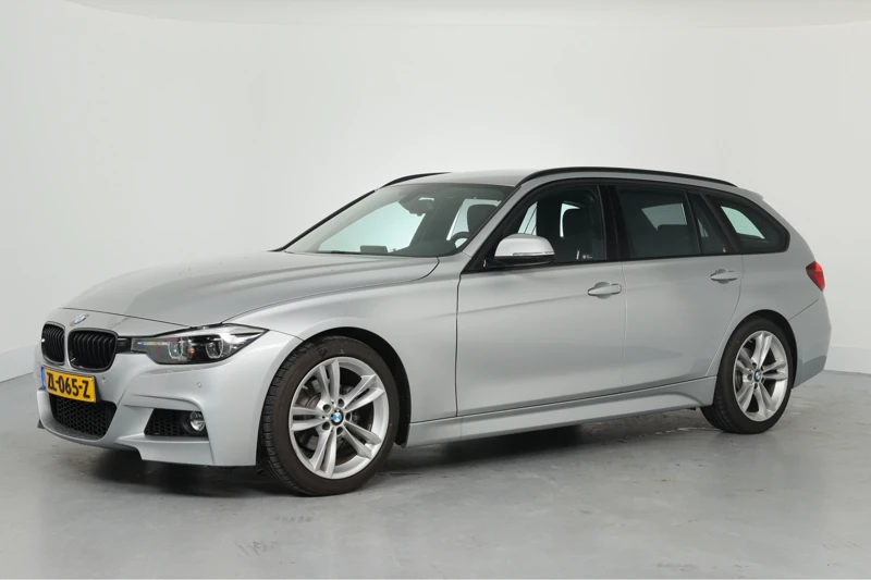 BMW 3 Serie Touring 318i M Sport Corporate Lease | 1e Eigenaar! | M-Pakket | Leder | Navi-Prof | Sportstoelen | Full LED