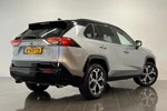 Toyota RAV4 2.5 Plug-in Hybrid AWD Bi-Tone Plus | Keyless | Camera | dodehoek detectie | Verwarmbare stoelen & stuur | getint glas | JBL aud