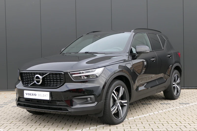 Volvo XC40 T5 Recharge R-Design | Camera | Leder | Adaptive LED | DAB | Standkachel | 19 Inch