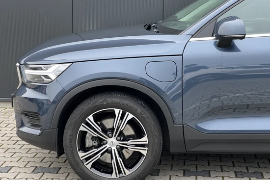 Volvo XC40 T4 Recharge Inscription | Navigatie | Elektrische Achterklep | Climate Control | Cruise Control |