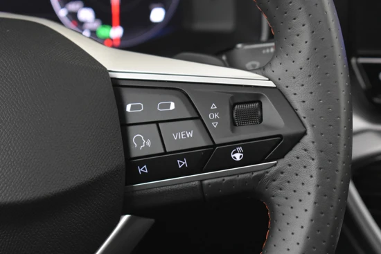SEAT Leon 1.4 TSI 204PK eHybrid PHEV FR DSG/AUT | Adaptief cruise control | Panoramadak | Led koplmapen | Navigatie | DAB radio | Park ass