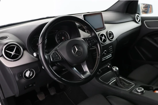 Mercedes-Benz B-Klasse 180 Ambition | AMG-Style | Trekhaak | Navigatie | Climate Control | Cruise control | Sportstoelen | Winterset