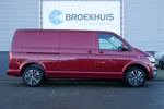 Volkswagen Transporter | Bulli | 150 pk | Dubbele Schuifdeur | Fortana Red | Camera | Snel Beschikbaar |