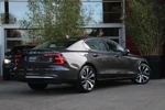 Volvo S60 B4 Ultimate Bright | Massage | Stoelventilatie | Schuifdak | Adaptive Cruise | Harman/Kardon