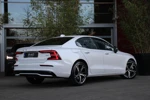 Volvo S60 B4 Mild Hybrid Plus Dark | 360º Camera | Harman/Kardon | Memory Seats | Adaptive Cruise | 19" velgen