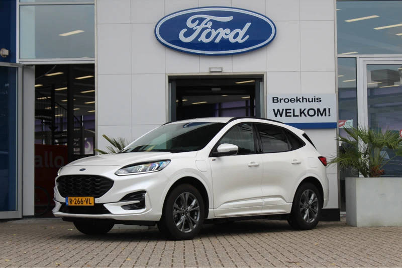 Ford Kuga 2.5 PHEV 225pk ST-Line Plug-in Hybrid | 18' LMV | KEYLESS ENTRY / START | CAMERA | PARKEERSENSOREN | PRIVACY GLASS | NAVIGATIE |