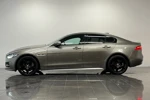 Jaguar XE 2.0t R-Sport | Camera | Keyless entry | Getint glas | Navi | Lane keeping