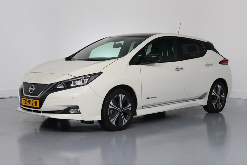 Nissan Leaf Tekna 40 kWh | 1e Eigenaar! | Camera | BOSE | NAVI | ECC | Cruise Adaptive | LED | Keyless