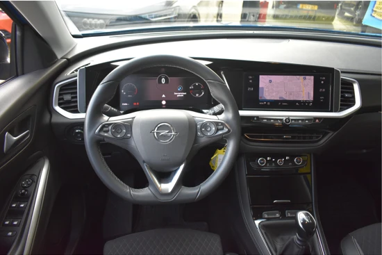 Opel Grandland 1.2 Turbo GS-Line 130pk | Navigatie Pro | Achteruitrijcamera | Climate Control | Full-LED | 18"LMV | Cruise Control | Apple Carp