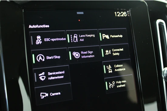 Volvo XC40 T2 130PK Automaat Momentum | Park Assist | Climate | Apple Carplay | Stuurverwarming