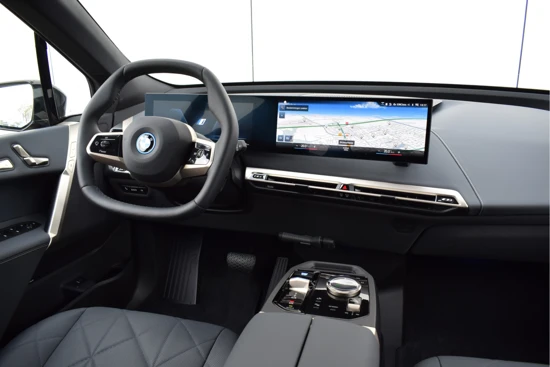BMW iX xDrive40 High-Executive