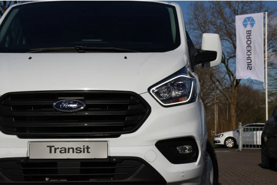 Ford Transit Custom 280 2.0TDCI 130PK | CAMERA | NAVI (APPLE CARPLAY & ANDROID AUTO | VOORRUITVERWARMING | CRUISE | PARK SENS V+A | LIJN DETECTIE |