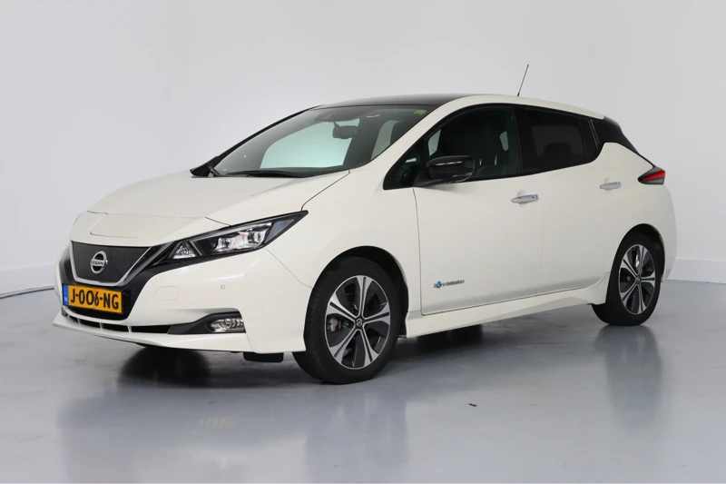 Nissan Leaf Tekna 40 kWh | Bose Audio | 360 Camera | Adaptive Cruise | Full LED | Keyless | Stoel/stuur Verwarming | Achterbank verwarming |