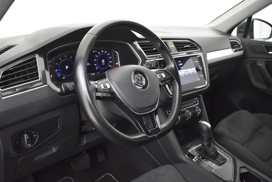 Volkswagen Tiguan 1.5 TSI 150PK ACT Comfortline Business DSG/AUT | Adaptief cruise control | Navi by APP | Privacy glass | Stuur + Stoelverwarming