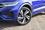 Volkswagen T-Roc 1.0 110PK R-Line | 18 INCH | NAVIGATIE | ASSISTANCE PAKKET +