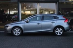 Volvo V40 T2 Momentum | Climate Control | Cruise Control | Navigatie | Bluetooth | Parkeersensoren Achter | LED |