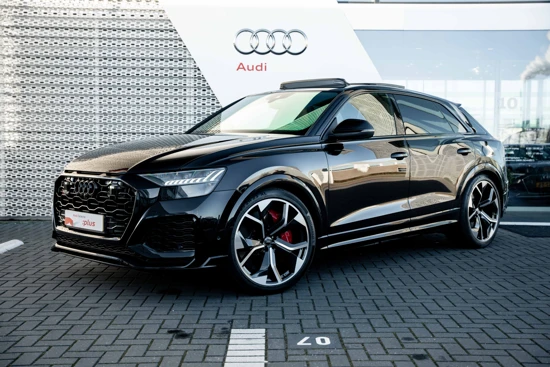 Audi RS Q8 4.0 TFSI quattro | Origineel NL auto | RS Dynamic pakket Plus | Keramische remmen | 305 km/h | 23" velgen | RS styling pakket |
