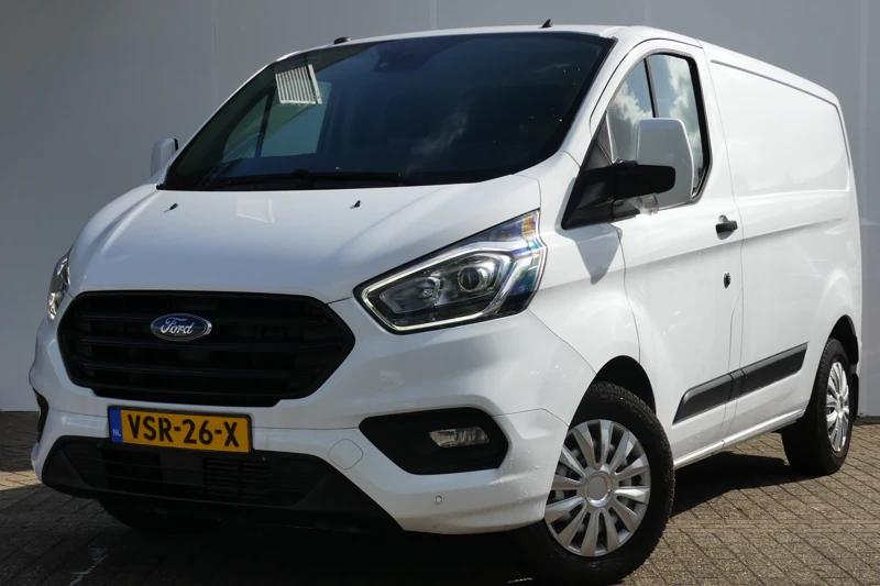 Ford Transit Custom 280 2.0 TDCI 130PK L1H1 Trend Automaat | NAVI | TREKHAAK | STOEL/VOORRUITVERWARMING |