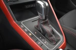 Volkswagen Polo 2.0 TSI 200PK GTI DSG/AUT | Adaptief cruise control | Navi via app connect | Privacy glass | Parkeersensoren v+a | Stoelverwarmi