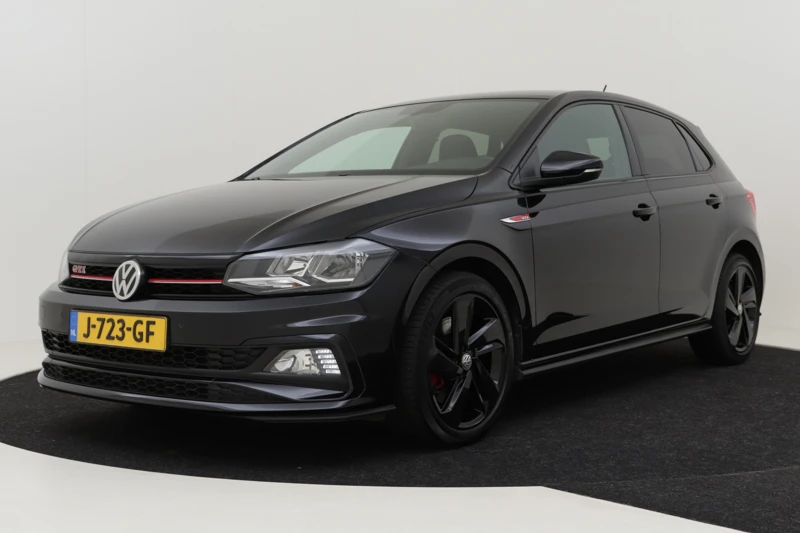 Volkswagen Polo 2.0 TSI 200PK GTI DSG/AUT | Adaptief cruise control | Navi via app connect | Privacy glass | Parkeersensoren v+a | Stoelverwarmi