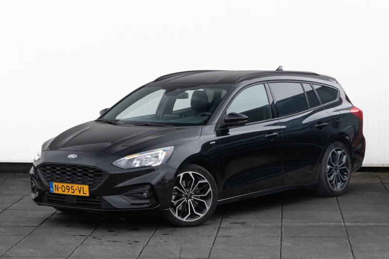 Ford Focus 1.0EB ST Line WAGON | WINTERPACK | 18'' LMV | PRIVACY GLASS | NAVI | CRUISE CTRL |