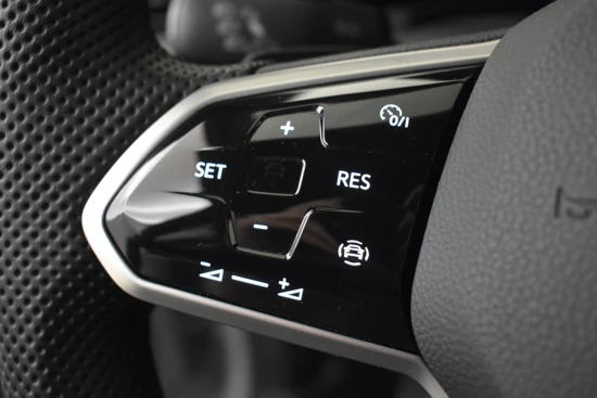 Volkswagen Golf 1.4 eHybrid 245PK GTE PHEV DSG/AUT | Navigatie | App connect | LED koplampen | Camera achter | Stuur + stoelverwarming | Parkeer