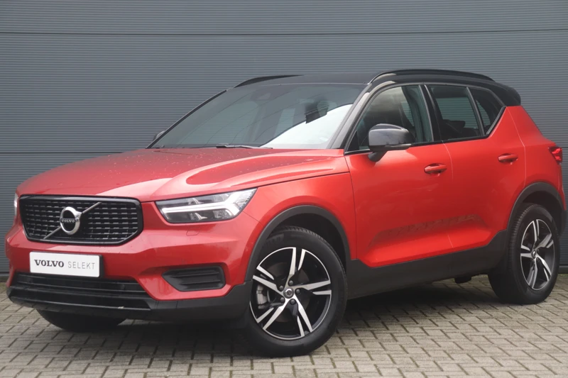 Volvo XC40 2.0 B4 R-Design