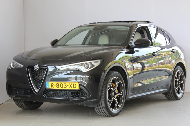 Alfa Romeo Stelvio 2.0T 280PK AWD Super | Panoramadak | Leder | Geheugen | Harman Kardon