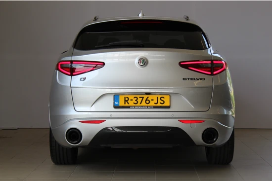 Alfa Romeo Stelvio 2.0T 280PK AWD Veloce