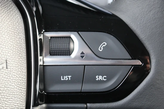 Peugeot 208 1.2 ACTIVE |NAV | AppleCarPlay | Airco | Cruise Control | Lane Assist | DAB+ | LMV | DEMO! |