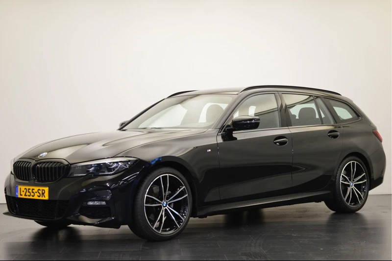BMW 3 Serie 320i Touring M-Sport | Business Edition Plus