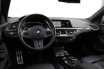 BMW 1 Serie 5-deurs M135i xDrive High Executive Automaat