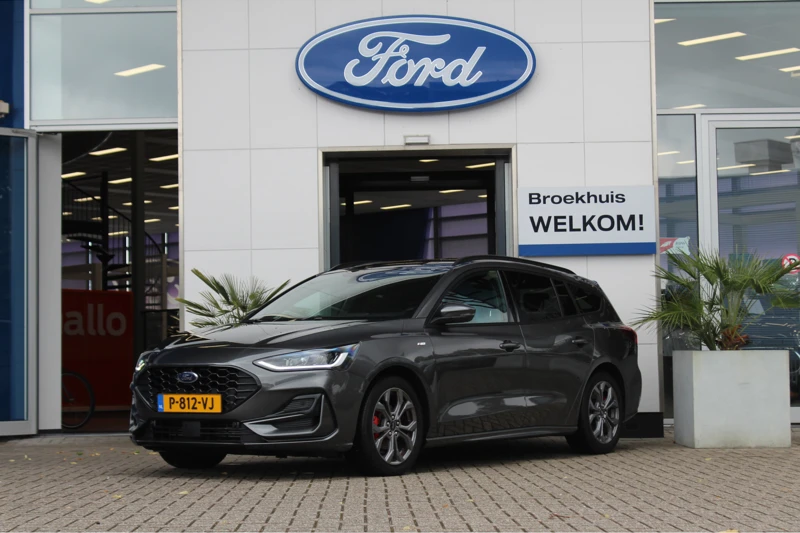 Ford Focus 1.0 EcoBoost 125pk Hybrid ST Line Wagon | PARKING PACK | LED | WINTER PACK | CRUISE CONTROL | PRIVACY GLASS | 17" LICHTMETAAL |