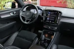 Volvo XC40 T5 Recharge R-Design | Schuifdak | Camera | Stuur- en stoelverwarming | Keyless | 19" velgen