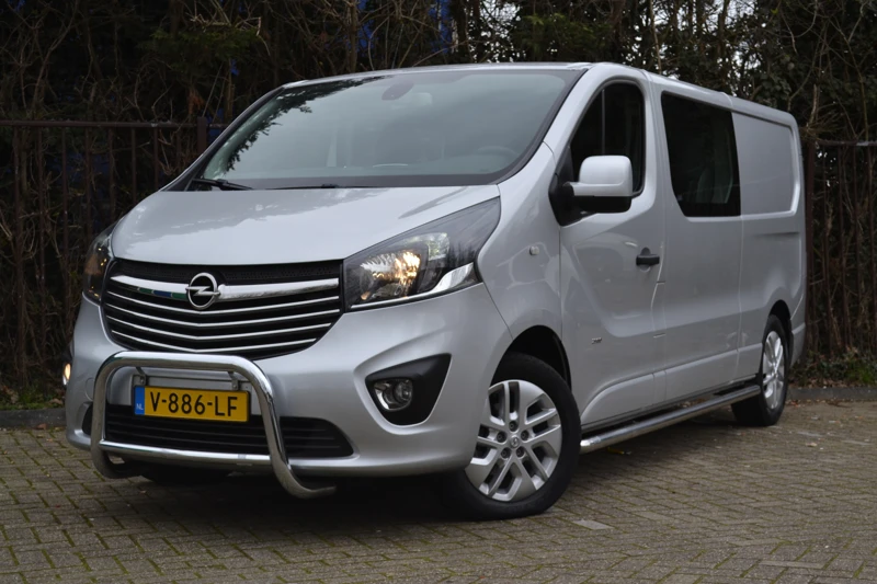 Opel Vivaro 1.6 CDTI 122PK L2H1 DC Sport | Achteruitrijcamera | 6 Persoons | Navigatie | PDC Achter | Cruise Control | Airco | Bluetooth