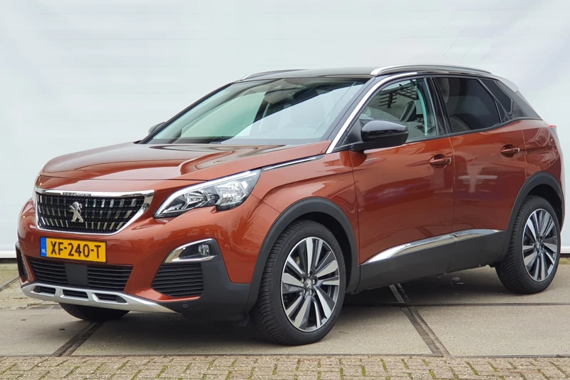 Peugeot 3008 1.2 PureTech Blue Lease Premium | Leder | Navigatie | Elek. Klep | Stoelverwarming | CruiseControl |