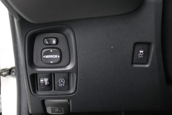 Peugeot 108 1.0 Style 72 PK | 39.991 KM! | Airco | Chroom | Bluetooth | LED | Extra getint glas | Elek. ramen |